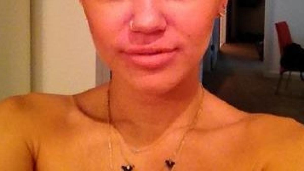 toti copiii care o iubeau pe hannah montana sunt in lacrimi parintii lor au inlemnit cand au vazut