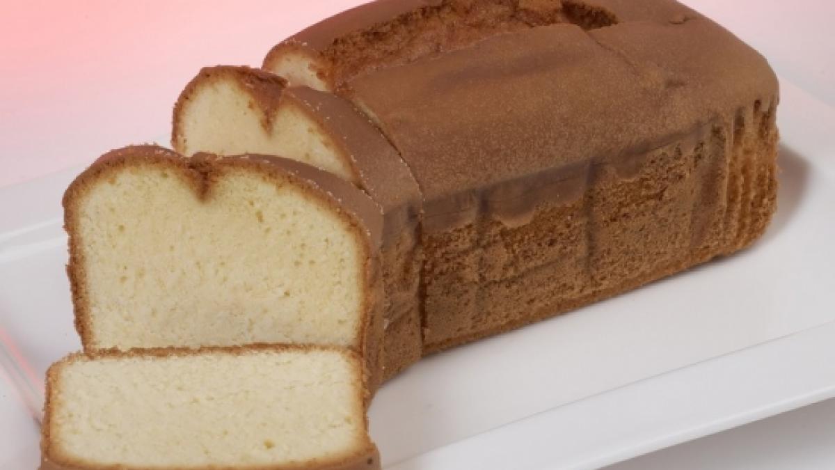 Lowered VAT for bread, bagels, croissants and baguettes, not for cakes