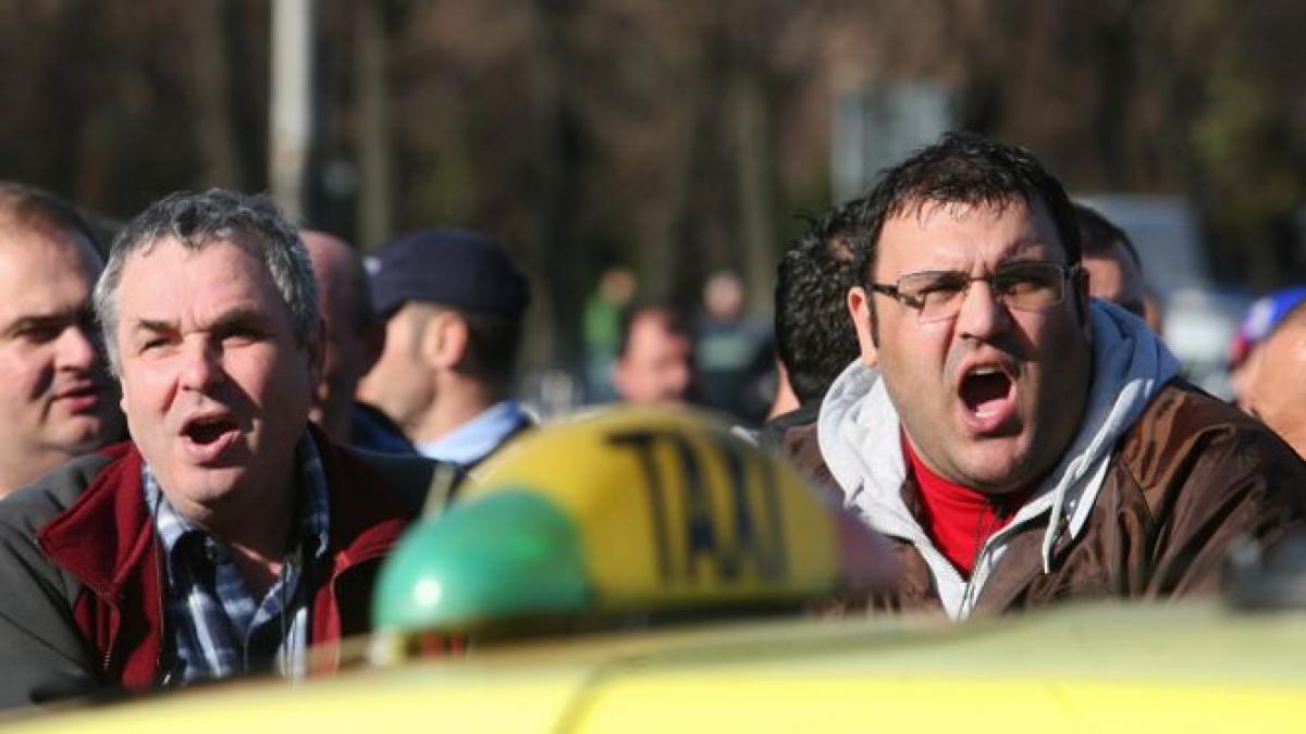 un cetatean strain aflat pe litoralul romanesc a fost batut de un sofer de taxi