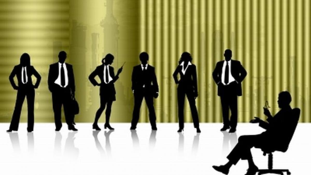 un tanar din oradea a fost retinut dupa ce a inselat 400 de persoane carora le a promis locuri de