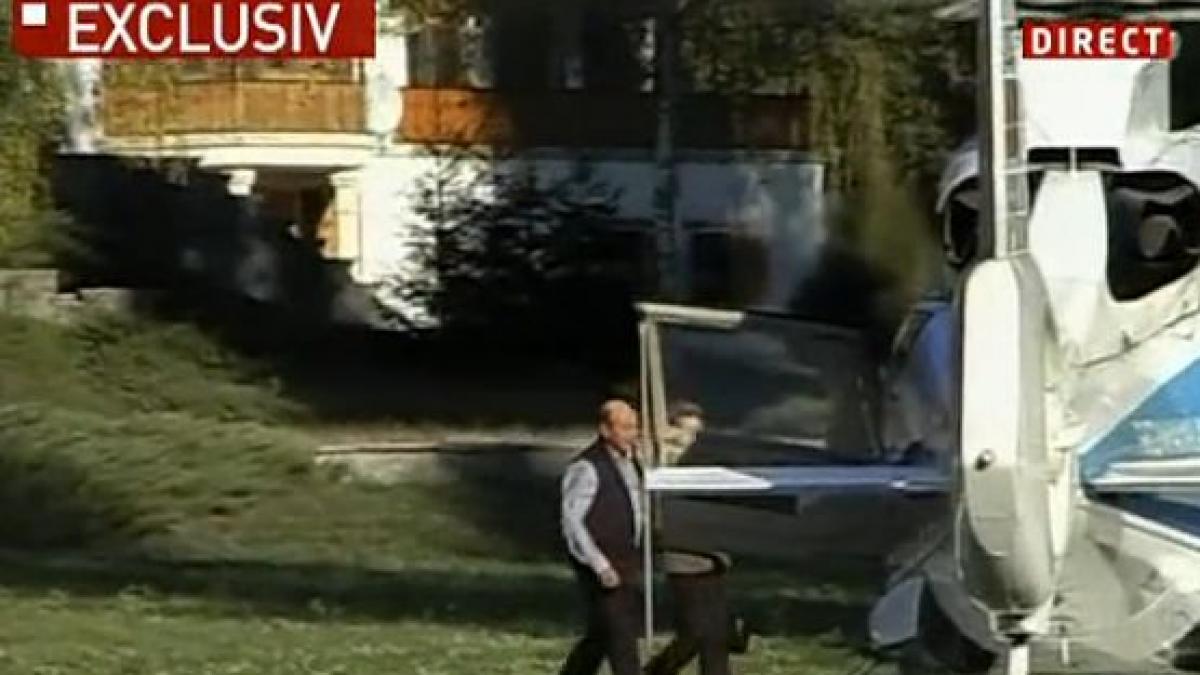 sinteza zilei cat ne costa plimbarile lui basescu prin tara cand zboara navigheaza sau se da cu