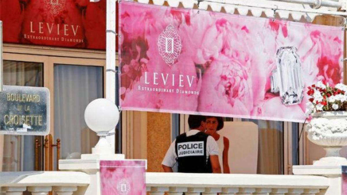 recompensa de un milion de euro pentru gasirea bijuteriilor furate la cannes