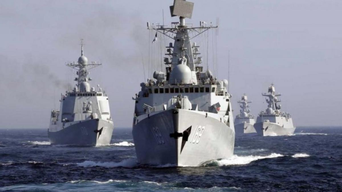 butoi cu pulbere nave chineze in apele teritoriale ale insulelor senkaku