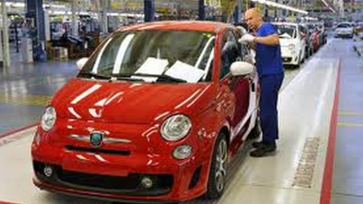 angajatii fiat trimisi acasa din cauza scaderii vanzarilor sunt platiti de stat