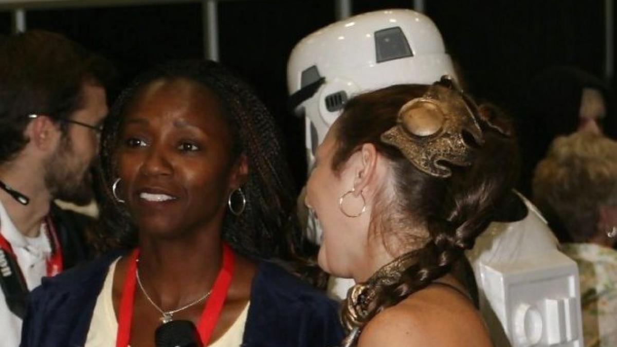 toata lumea a vazut live la tv ceea ce iubitul ei trebuia sa vada in dormitor jurnalista a fost