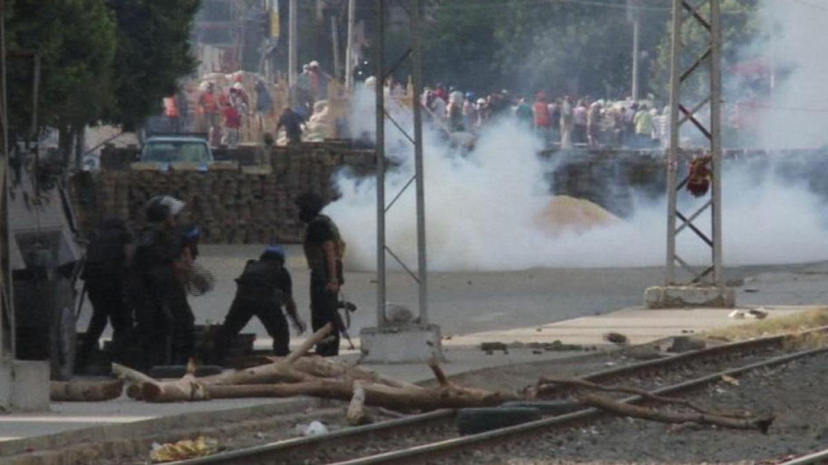 fratii musulmani afirma ca politia a ucis peste 100 de manifestanti pro morsi in asalt