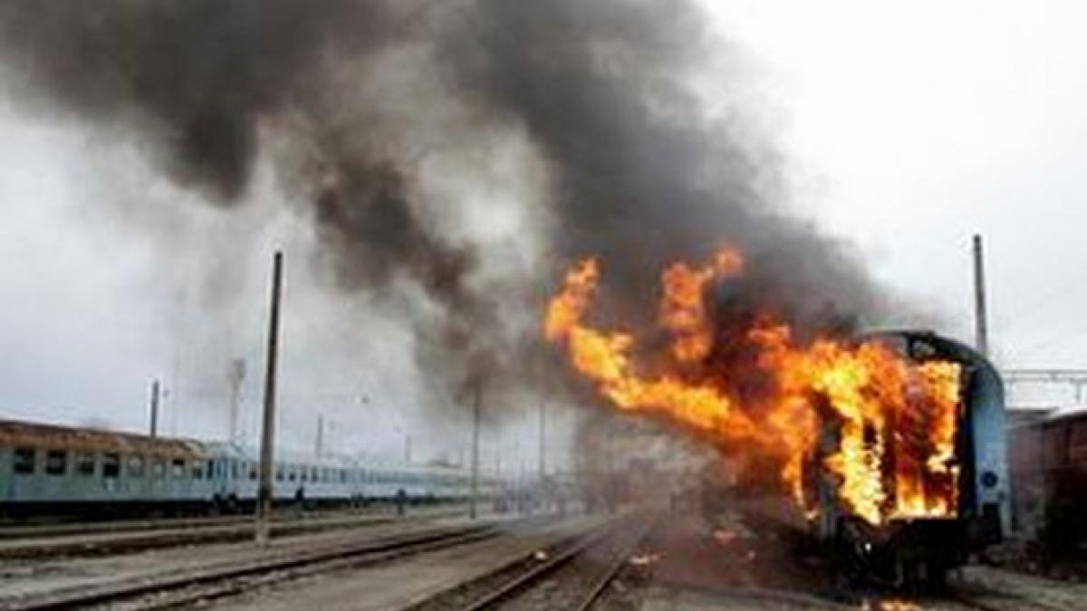 doua vagoane cisterna au explodat in bulgaria 11 persoane au ajuns pe patul de spital