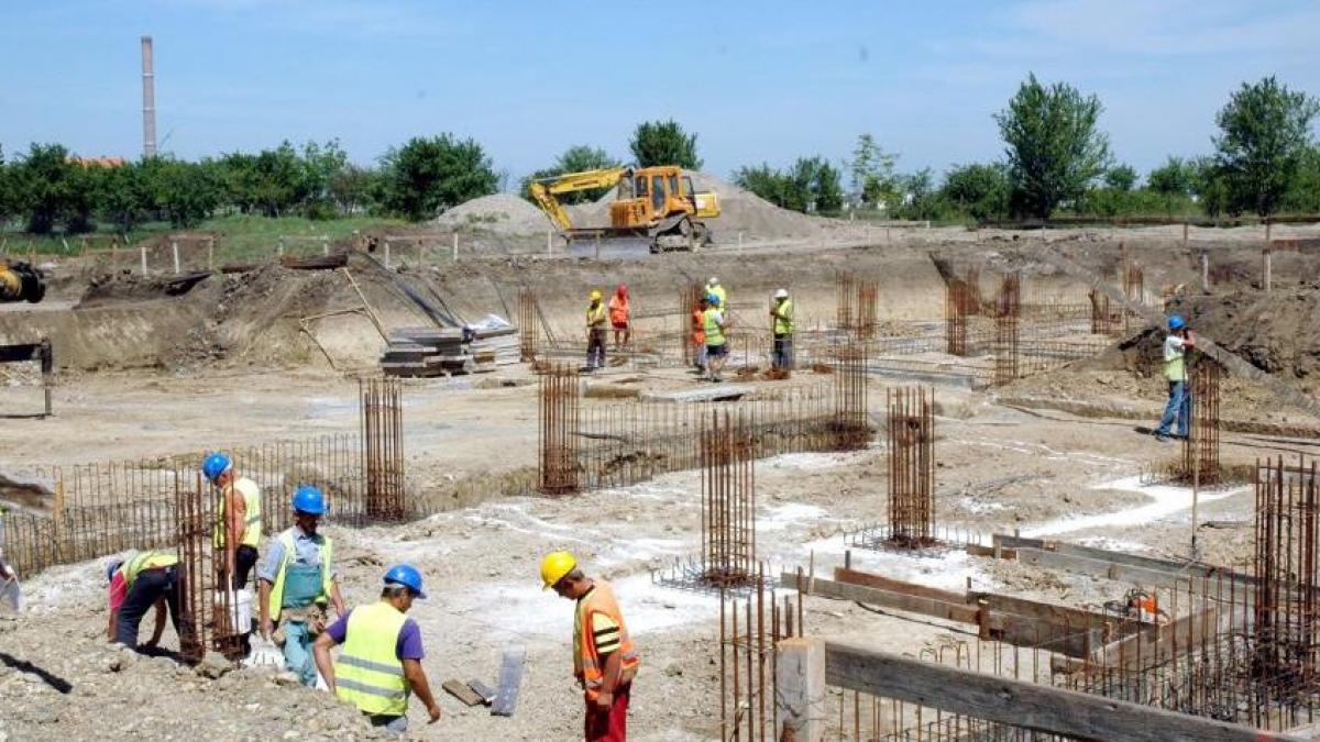 copiii buni de munca de la 15 ani doar cu acordul parintilor ministerul muncii modifica legea