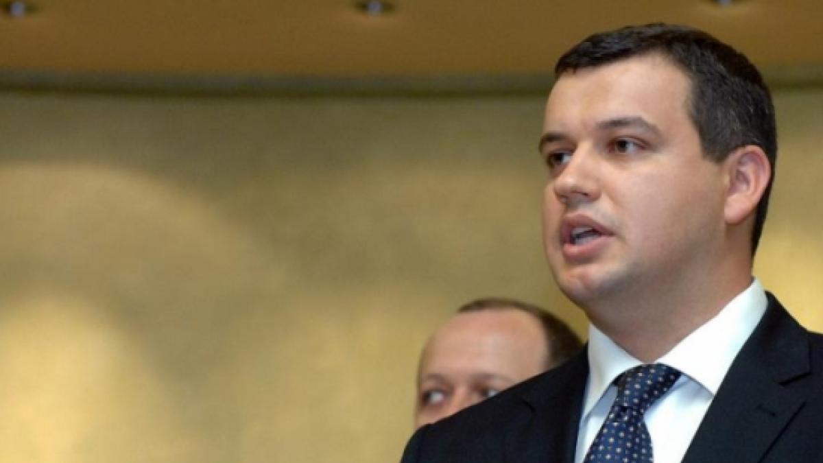 eugen tomac il acuza pe crin antonescu de lipsa de viziune politica