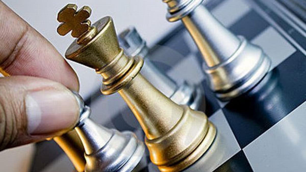 urmeaza 30 de zile de doliu si funeralii cum nu s au mai vazut iata cine ii va urma la tron lui