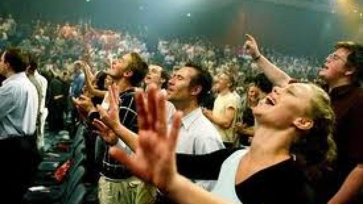 cultul religios care isi sfatuieste membrii bolnavi de hiv sa nu mai ia tratament dumnezeu va va