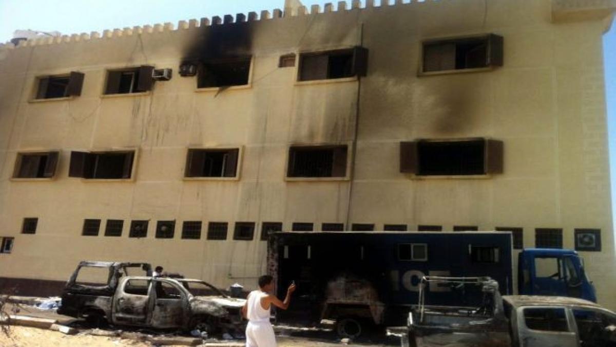 egipt cel putin 24 de politisti au fost ucisi intr un atac in sinai