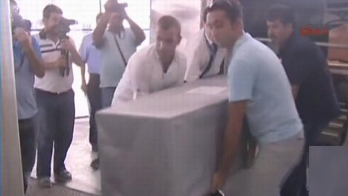 sicriul cu trupul neinsufletit al lui florin cioaba a ajuns in romania