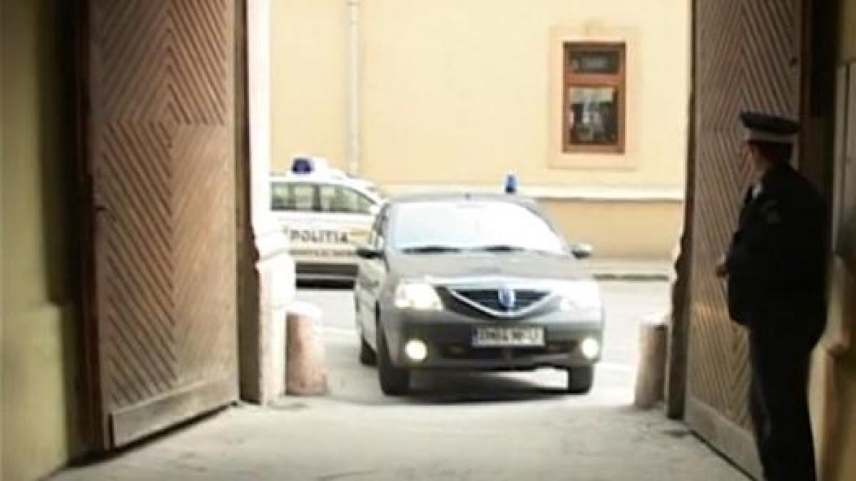 angajatii mai au picat testul anticoruptie 10 dintre ofiteri au acceptat spaga