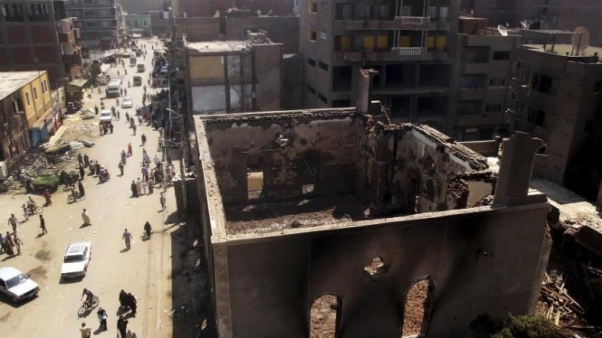 ue suspenda furnizarea echipamentelor de securitate si a armelor catre egipt