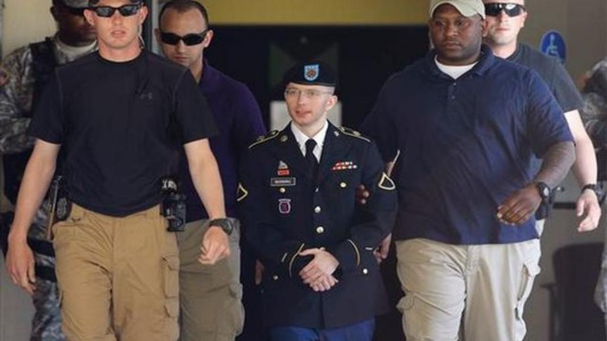 bradley manning socheaza el este chelsea si vrea sa fie femeie pentru tot restul vietii