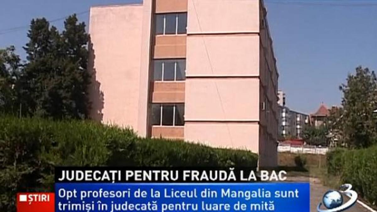 opt profesori din mangalia trimisi in judecata pentru luare de mita