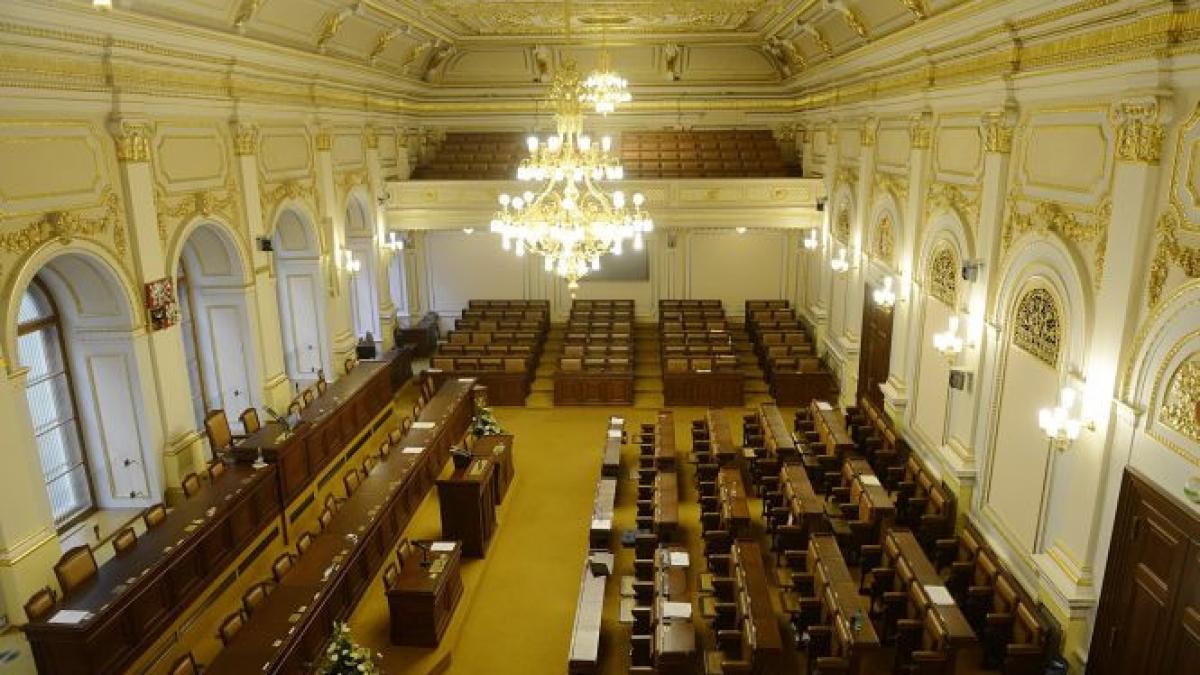 presedintele cehiei va dizolva parlamentul la 28 august