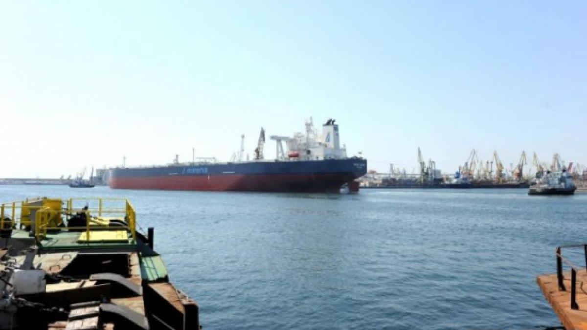 Romanian sailors arrested in Argentina for allegedly throwing stowaways  overboard