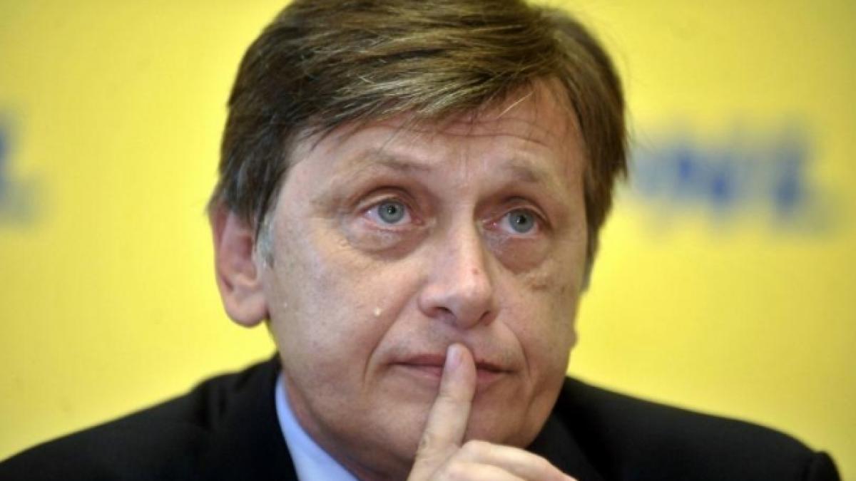 crin antonescu ani nu are alta activitate de un an decat pnl