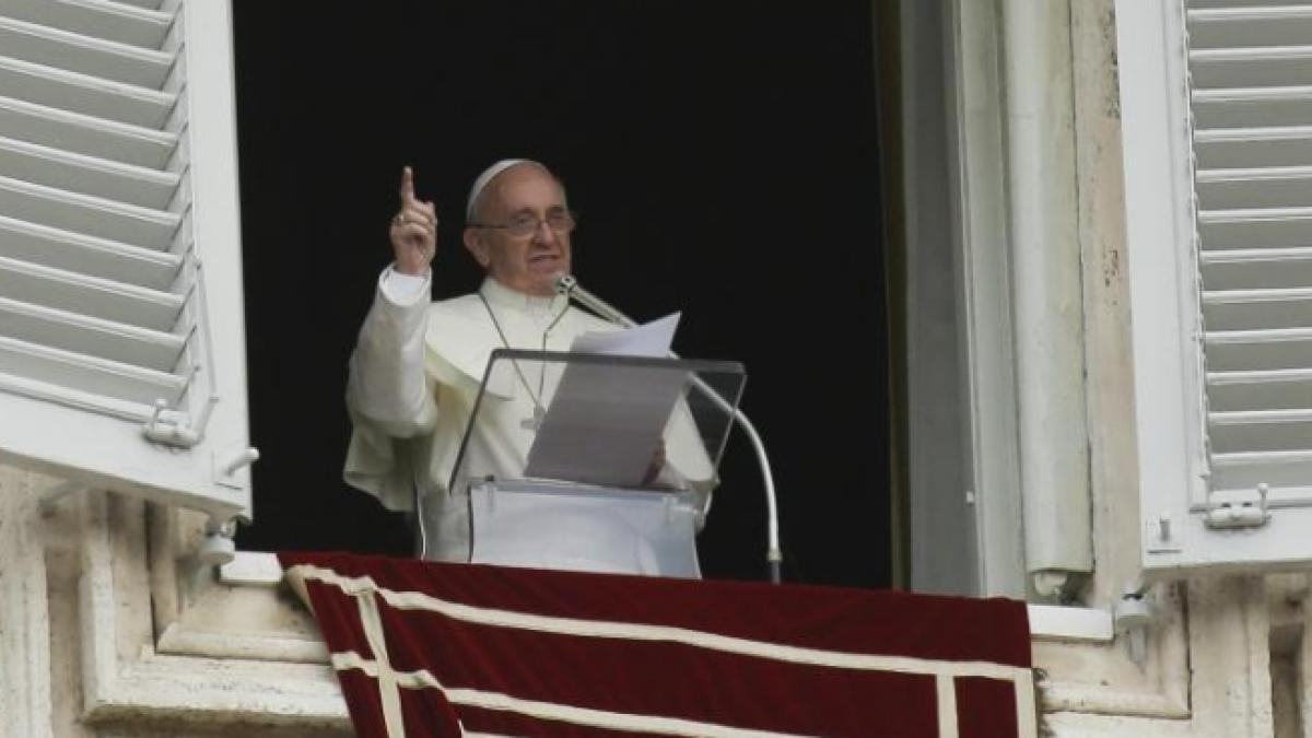 papa francisc socat de atrocitatile din siria cere comunitatii internationale sa ia masuri