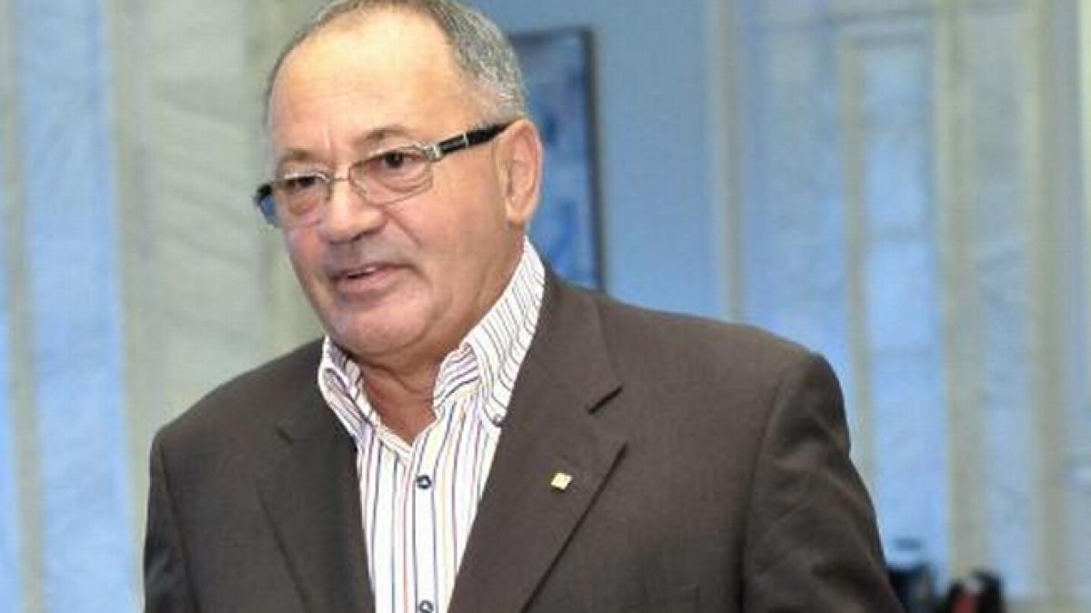 sorin rosca stanescu demis din echipa de consilieri a lui crin antonescu