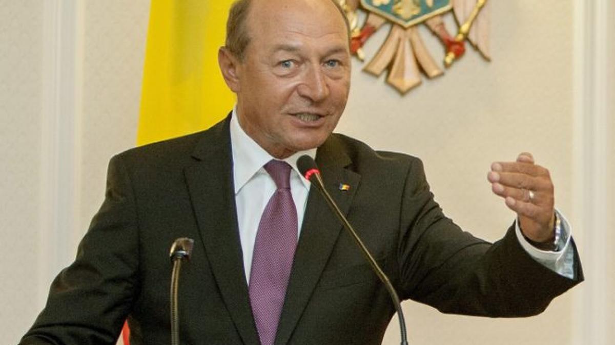 ce le a cerut basescu ambasadorilor romani din ue