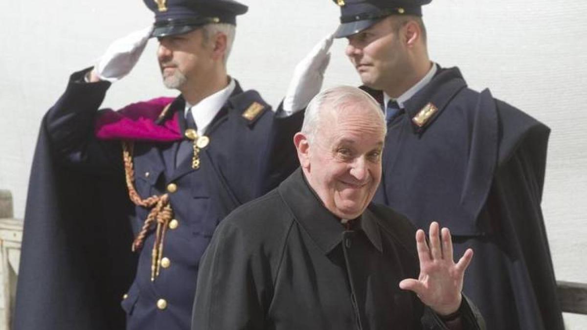 femeia cu care papa francisc a vorbit la telefon suveranul pontif a sunat o de la vatican dupa ce a