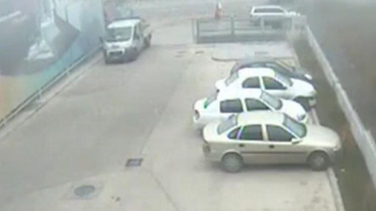 la un pas de accident a uitat sa traga frana de mana si era sa produca o tragedie