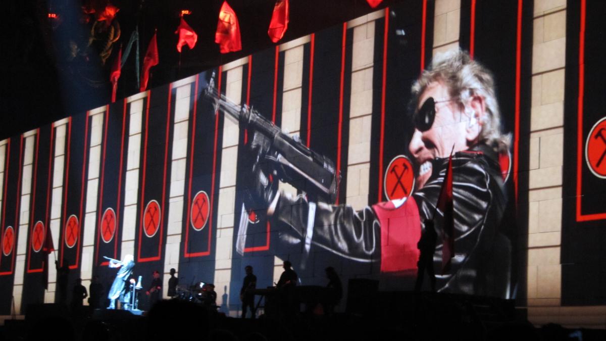 romania a daramat zidul in piata constitutiei alaturi de roger waters concert extraordinar pe cea