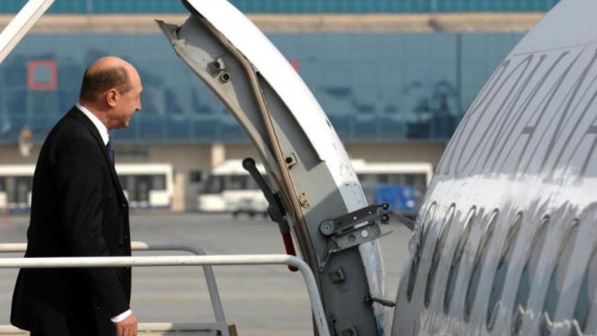 traian basescu s a razgandit a luat din nou avionul prezidential