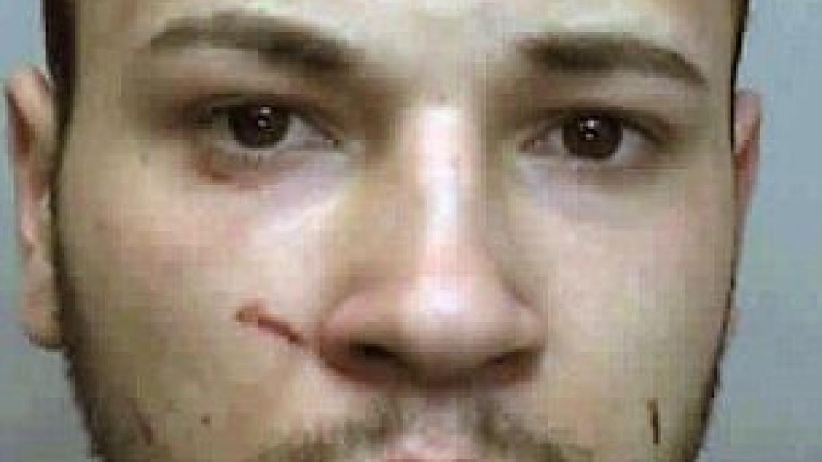 un roman de 20 de ani a socat marea britanie cu fapta lui acum va sta 15 ani in inchisoare