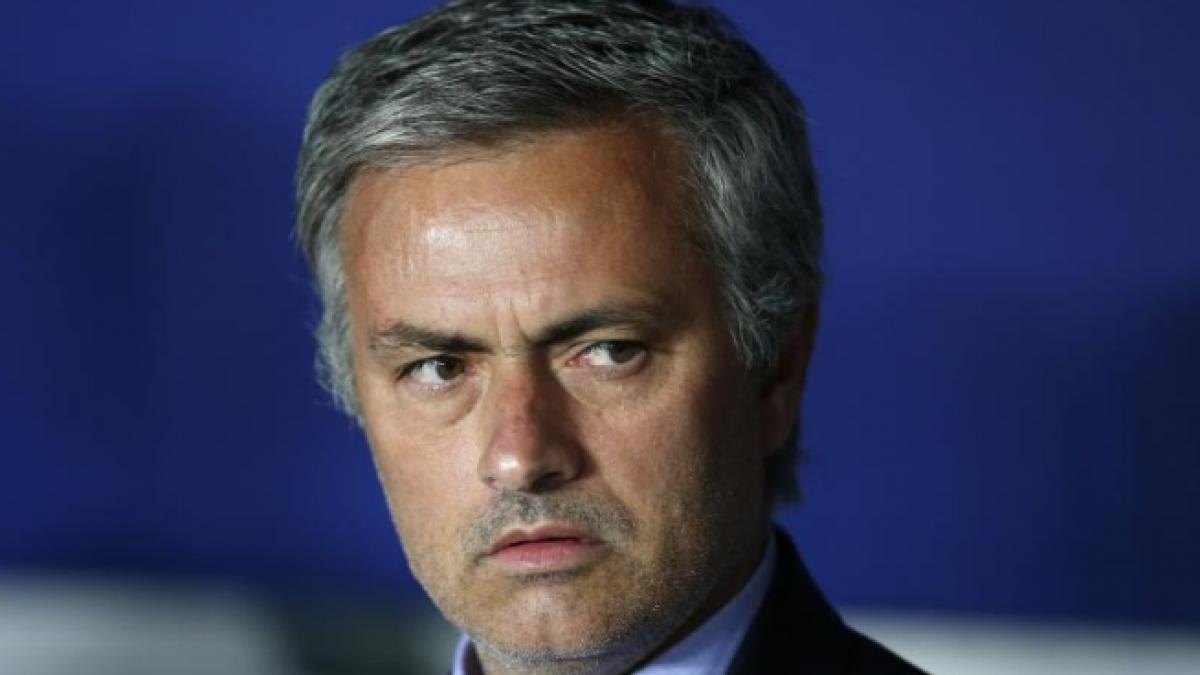 mourinho nu il mai vrea pe rooney la chelsea s a terminat avem un lot bun