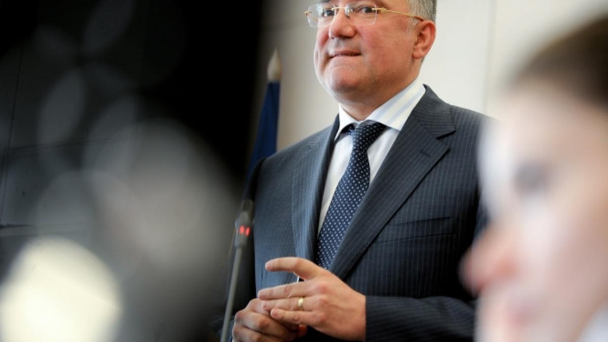 videanu dupa ce ponta l a facut bandit international sa le dea dumnezeu sanatate lui si familiei