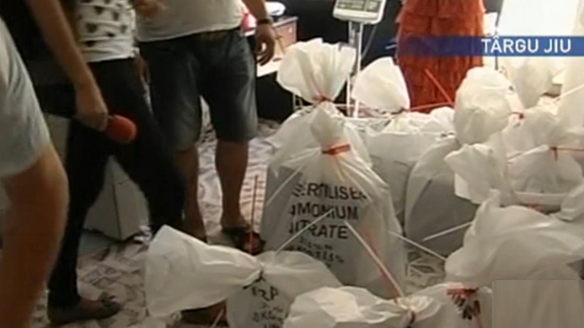 potarca cu sacii de dosare la politie satul de descinderile mascatilor omul de afaceri le a trimis