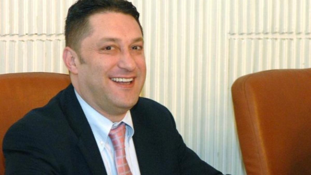 proiectul de lege pentru rezolvarea problemei maidanezilor da liber la tunuri si mai mari