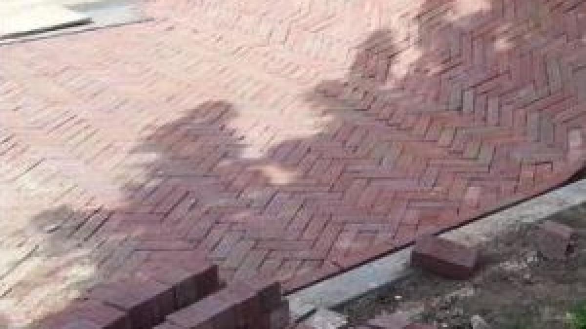 cum se paveaza trotuarele in tarile civilizate in romania nu o sa vezi niciodata asta