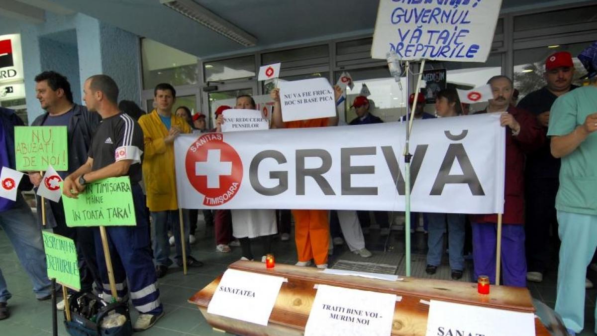 proteste in sanatate incepand cu 18 septembrie medicii ameninta cu greva generala in noiembrie