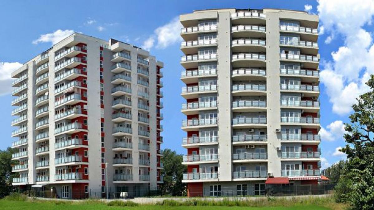 Ce s-a întâmplat în această vară pe piaţa imobiliară din Capitală. &quot;Au ajuns să coste la fel&quot;