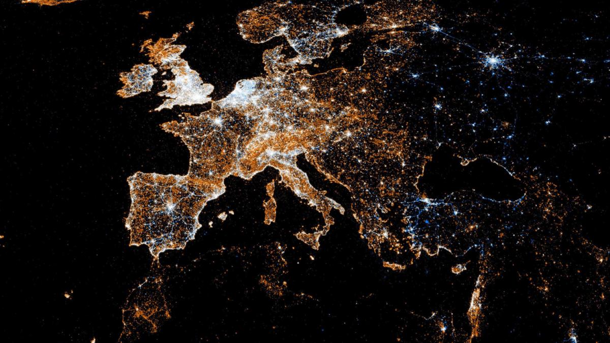 declaratia socanta facuta de unul din liderii europei e interesul lor ca toti sa fim idioti