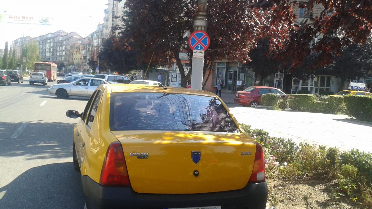 imaginea care revoltat sute de soferi cine se afla in masina asta