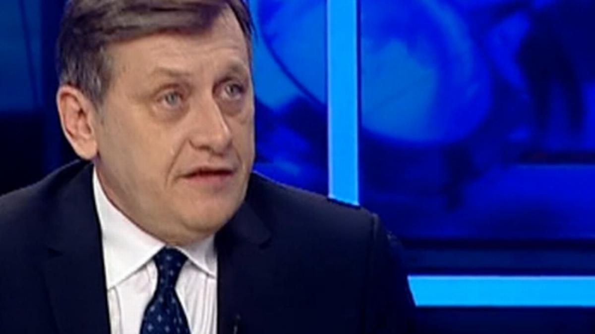 antonescu dau guvernului nota 8 iar ministrilor pnl dau nota 7