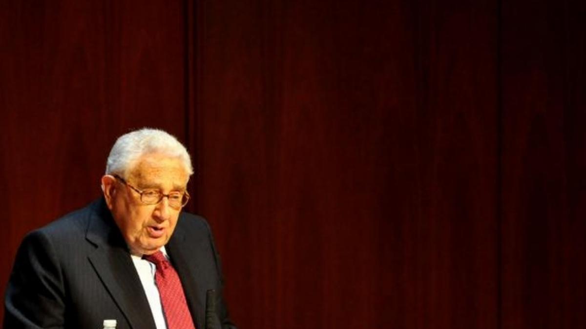 cine este omul din spatele presedintelui obama si dirijorul negocerilor ruso americane