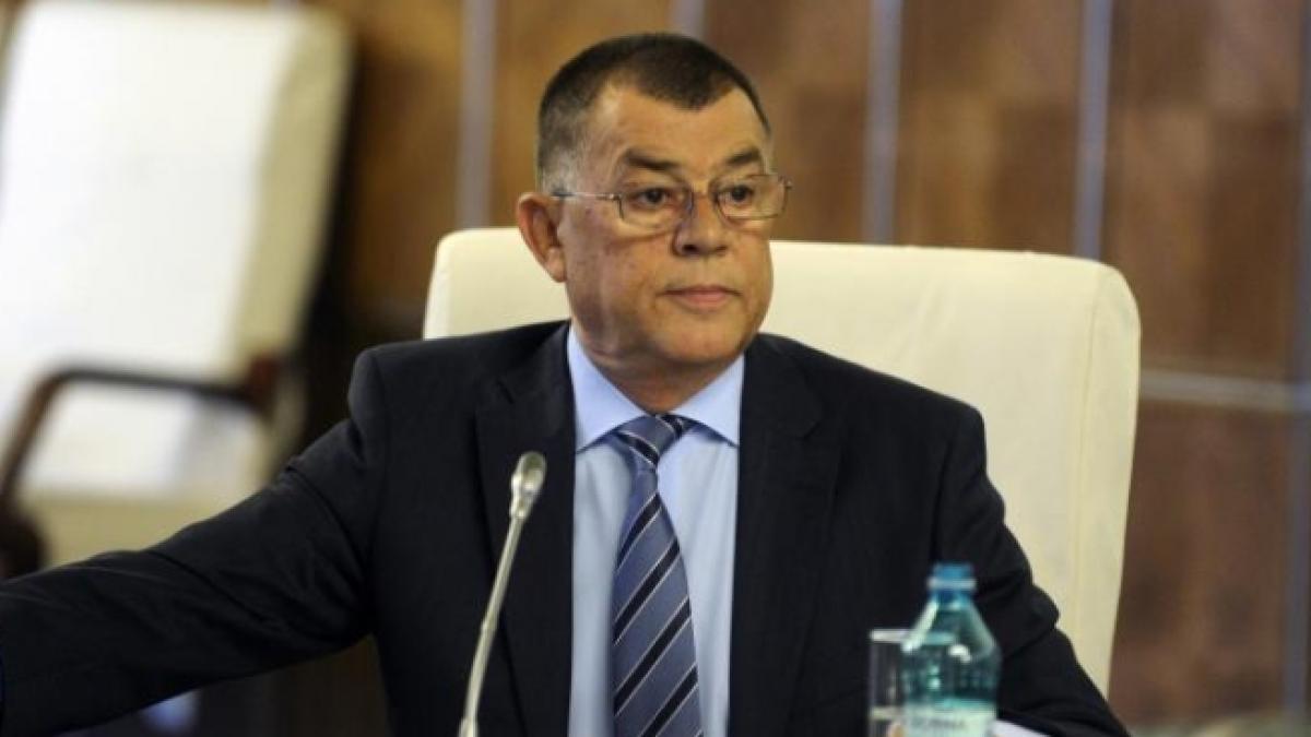 ministrul de interne face o vizita in zonele inundate din galati pentru a vedea cum sunt