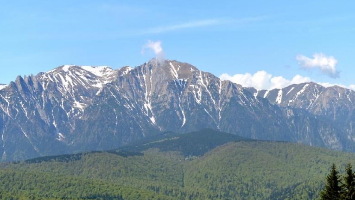 prima ninsoare din acest sezon la varful omu