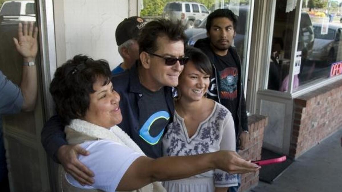 unul dintre cei mai renumiti actori de la hollywood abia a terminat liceul la 48 de ani