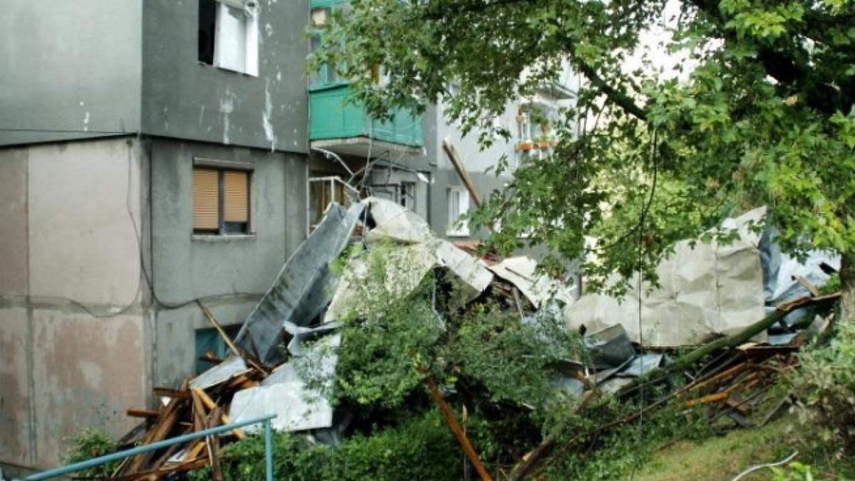 avertizare cod galben de vant puternic pana la 12 30 vezi zonele vizate