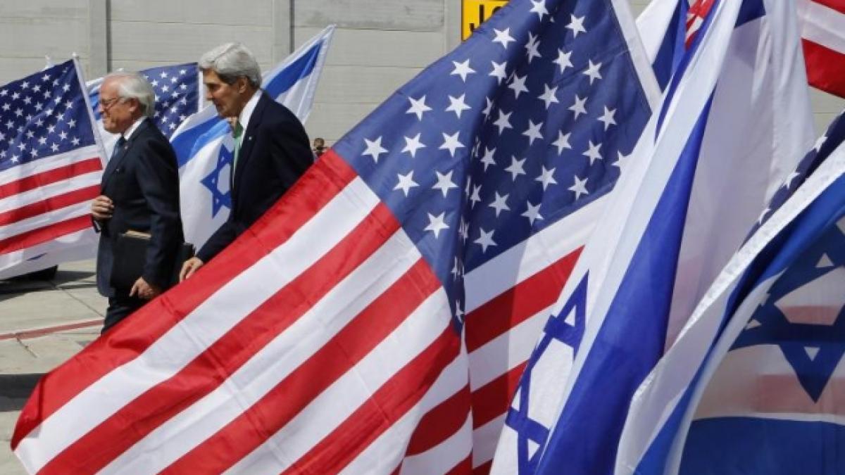 secretarul de stat american face o vizita in israel pentru a discuta situatia din siria