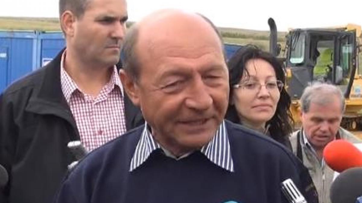basescu despre ponta poti sa faci spectacole de sunet si lumina la rosia montana