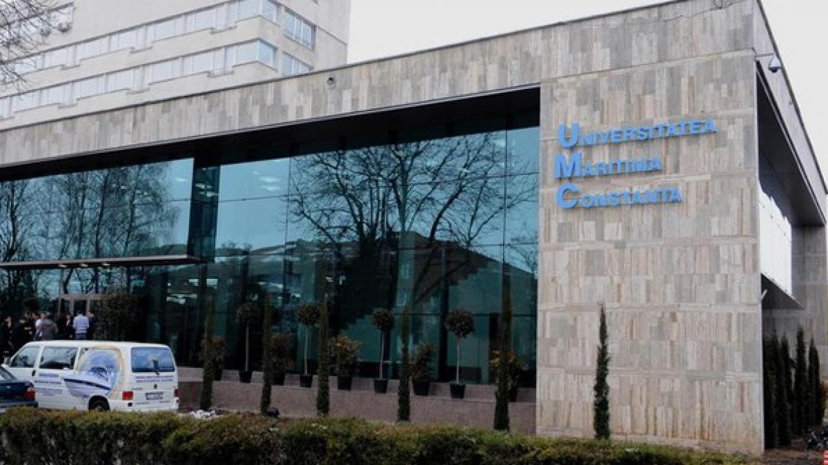 si ar putea da doctoratul in inchisoare un profesor si 11 studenti retinuti dupa 12 ore de audieri